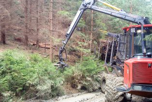 Forwarder Valmet 8303